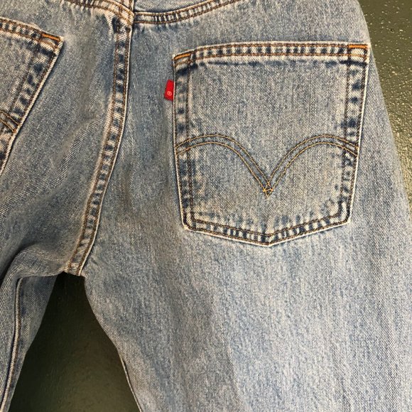 Levi’s Vintage 501s, 1990’s, Jeans, Button Fly, Size 32x30, Light Wash - Picture 3 of 9
